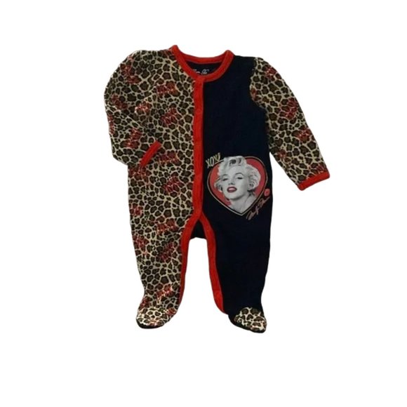 Marilyn Monroe OXOX Snap-Up Footie 3-6 Months - Picture 9 of 9